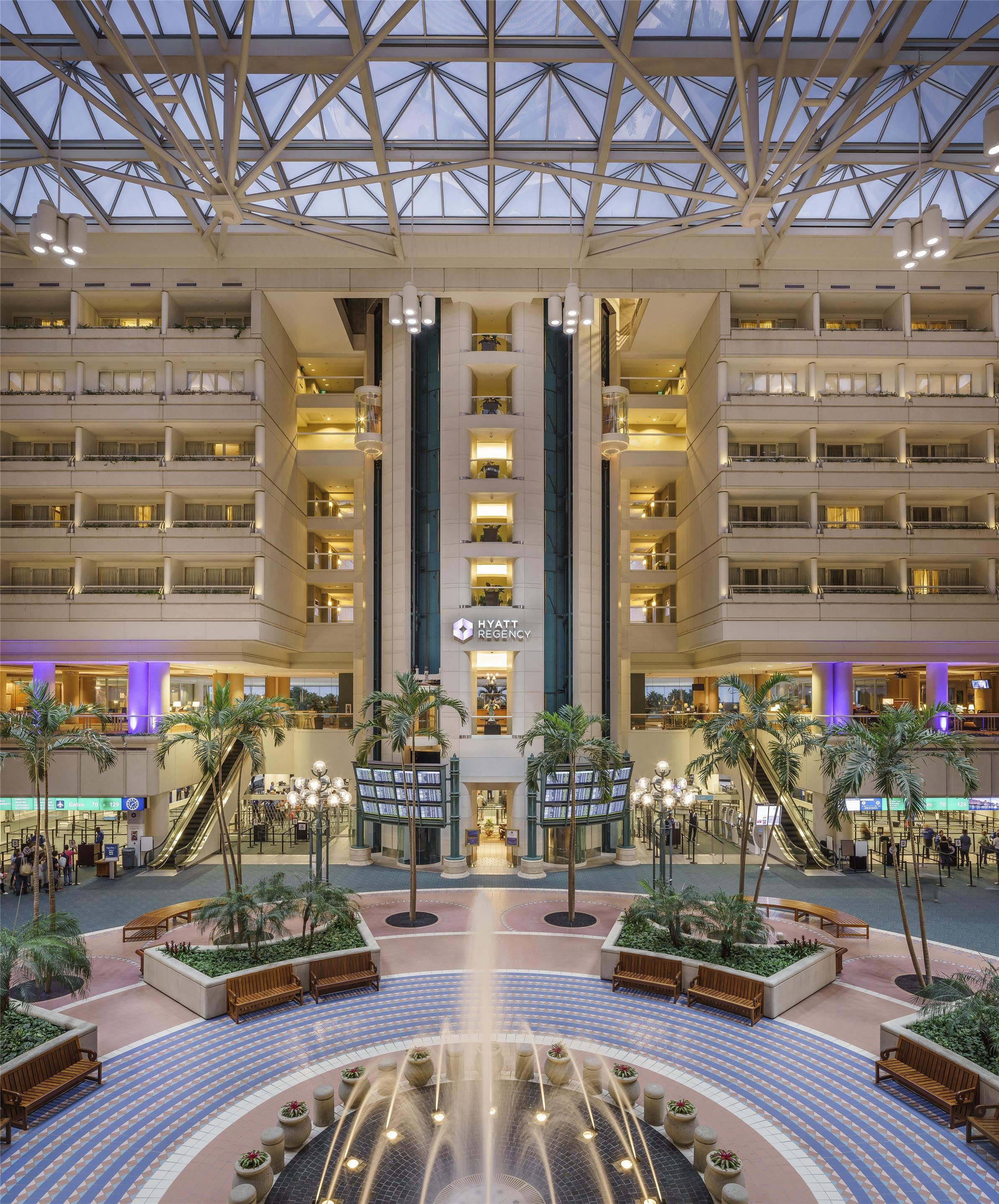 לובי