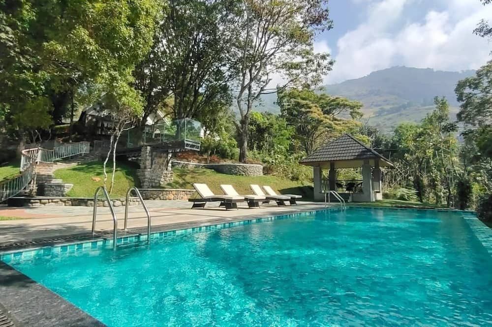 בריכה תמונה