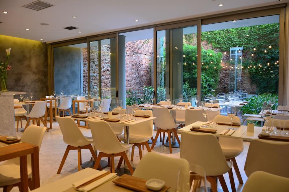 מסעדה תמונה