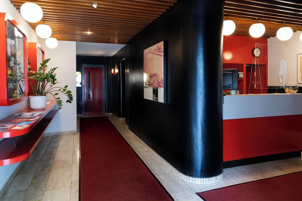 דלפק קבלה תמונה