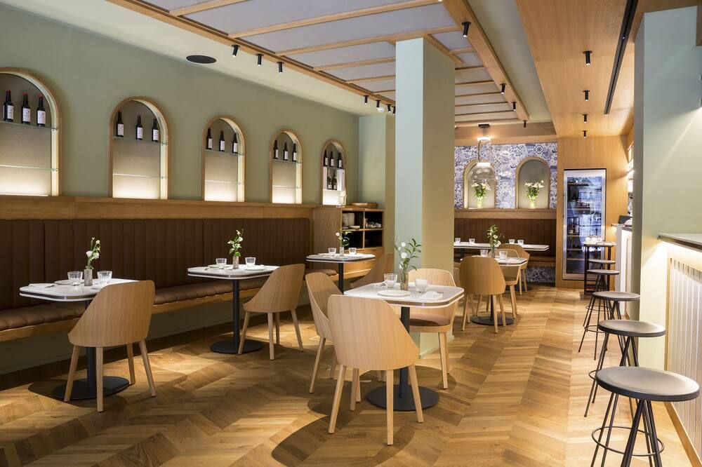 מסעדה תמונה