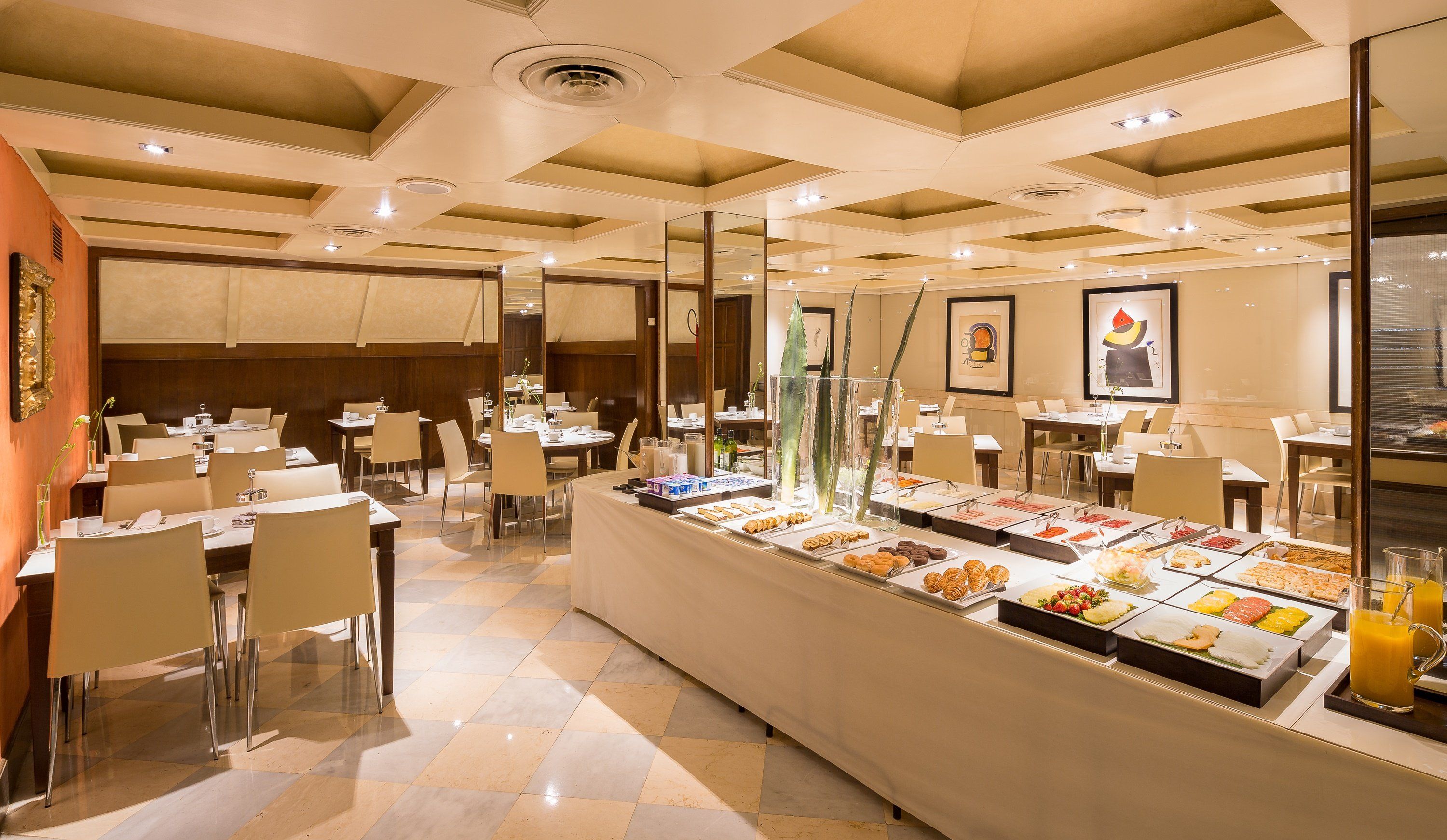 מסעדה תמונה