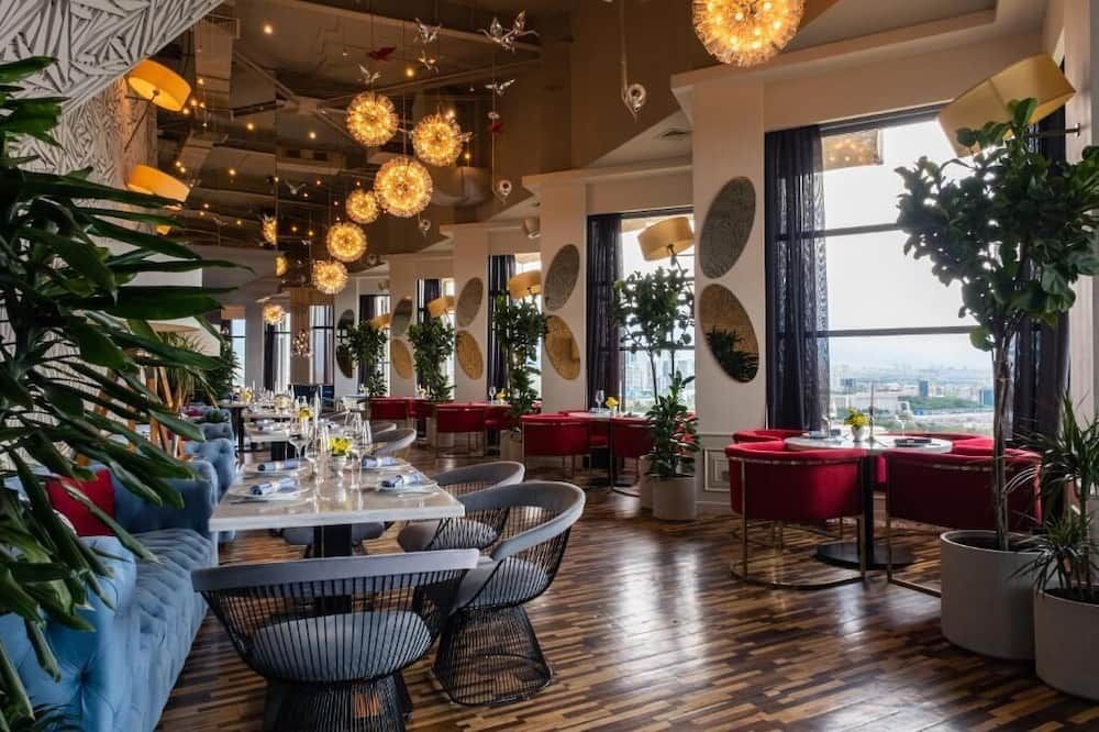 מסעדה תמונה