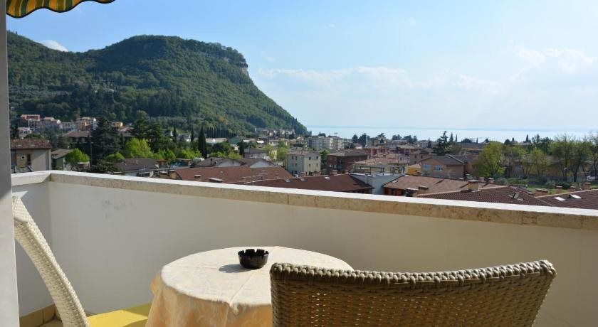 מרפסת תמונה