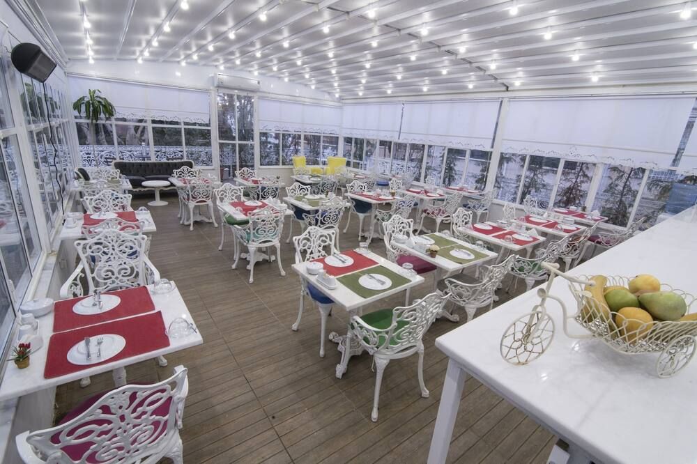 מסעדה תמונה