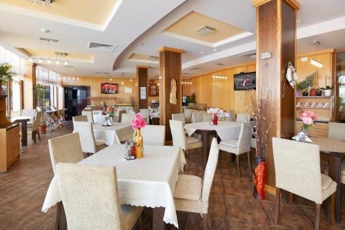 מסעדה תמונה