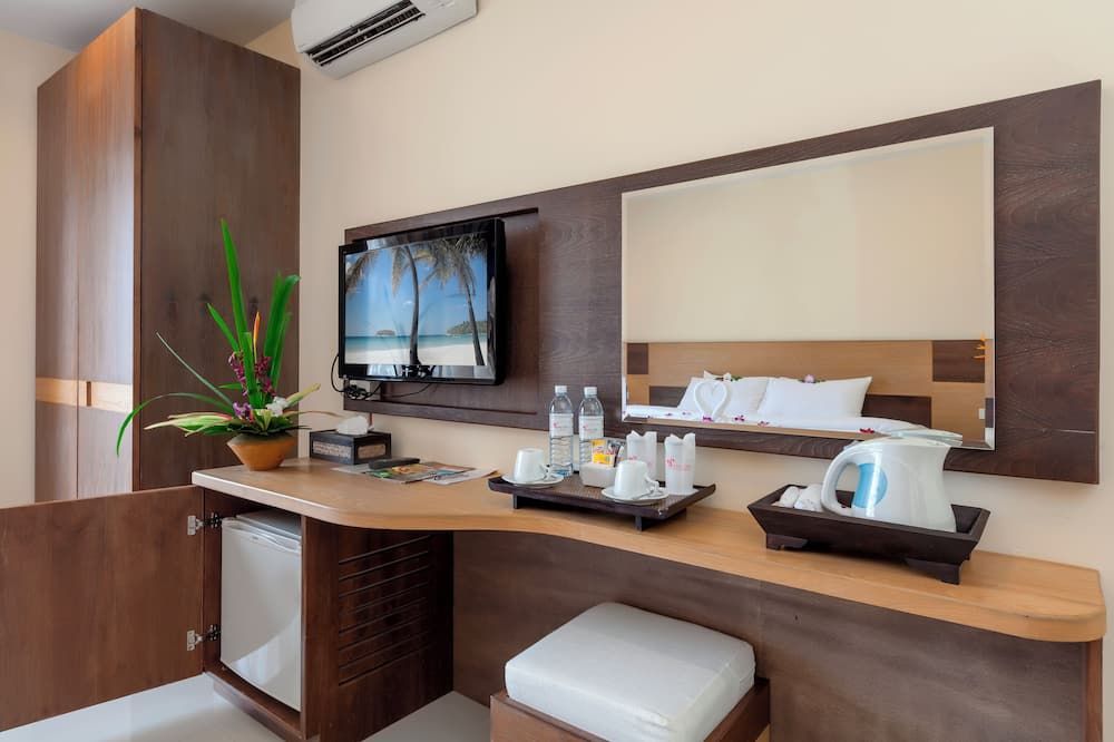 אחר