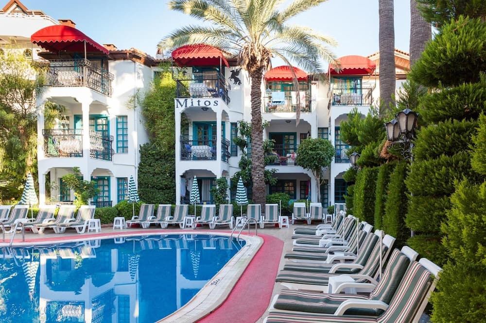 בריכה תמונה