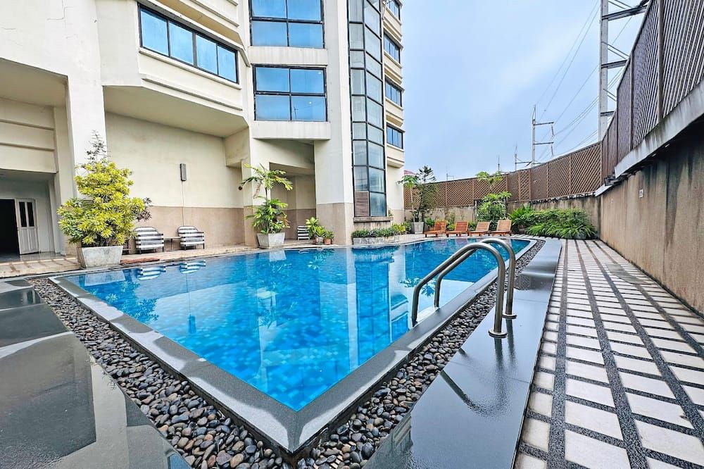 בריכה תמונה