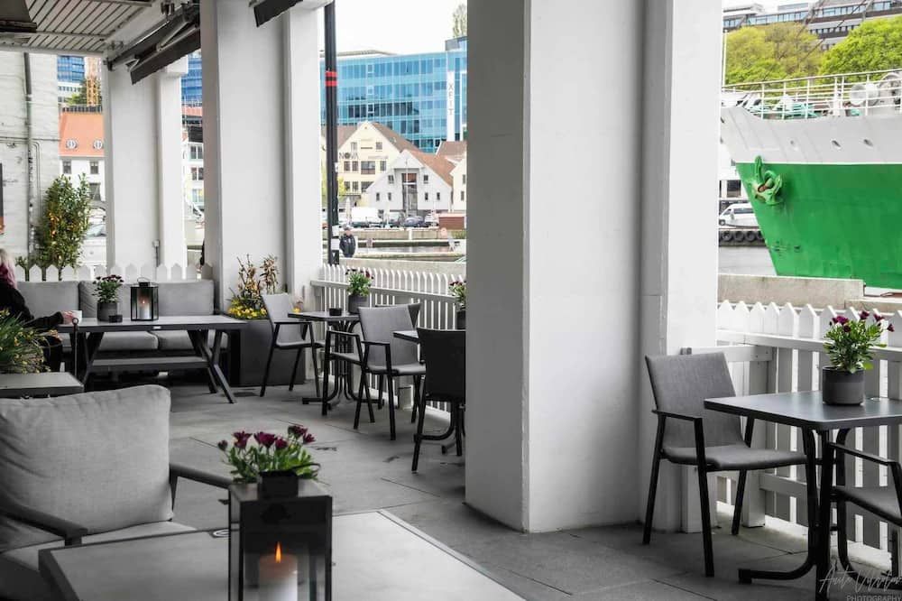 מסעדה תמונה