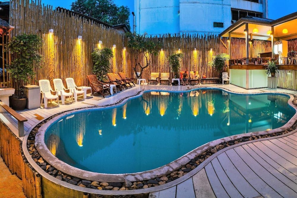 בריכה תמונה