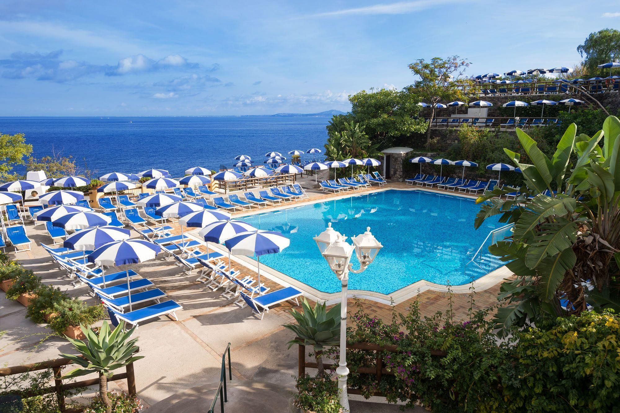 בריכה תמונה