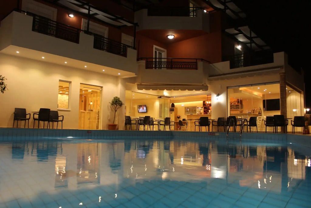 בריכה תמונה