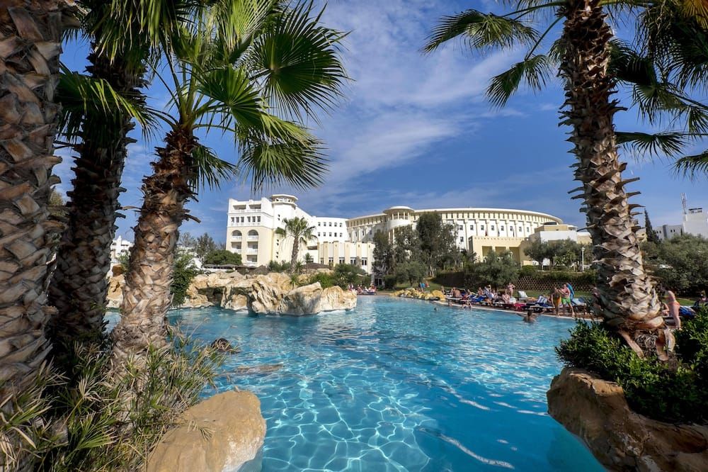 בריכה תמונה