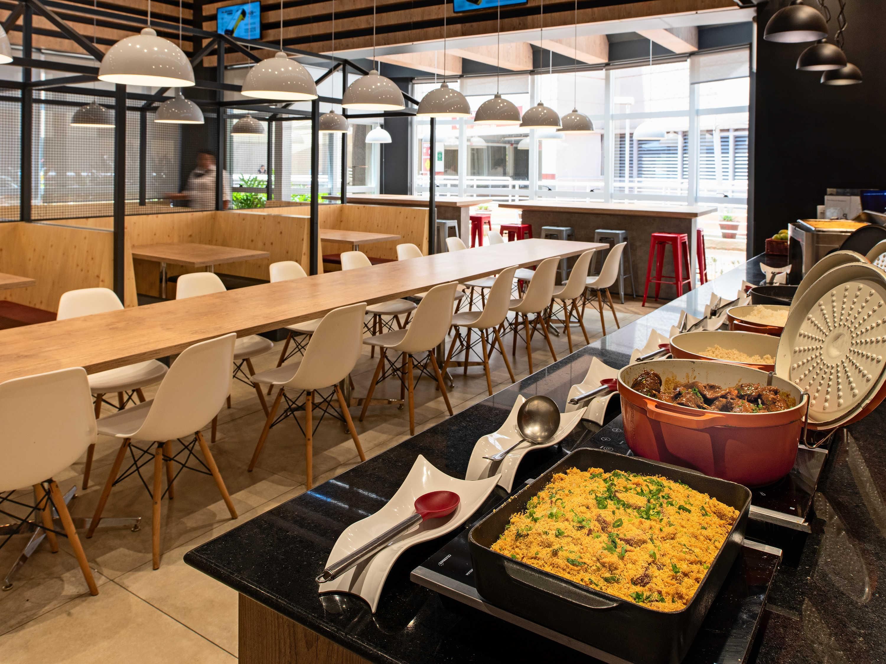 מסעדה תמונה