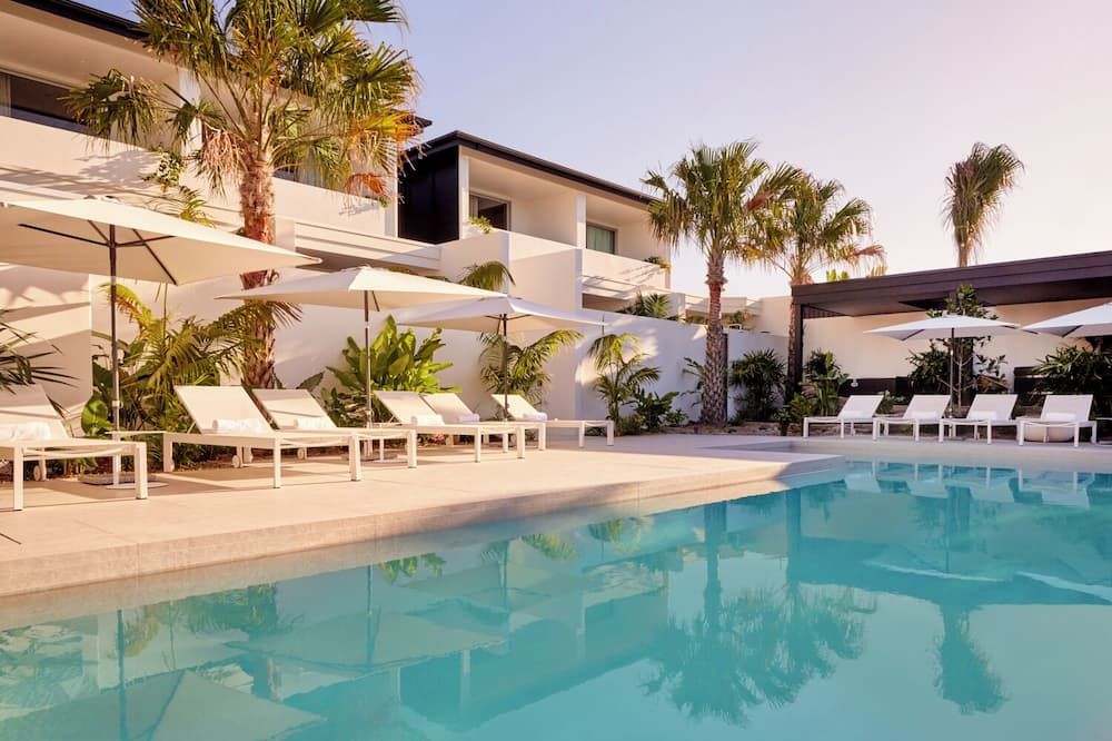 בריכה תמונה