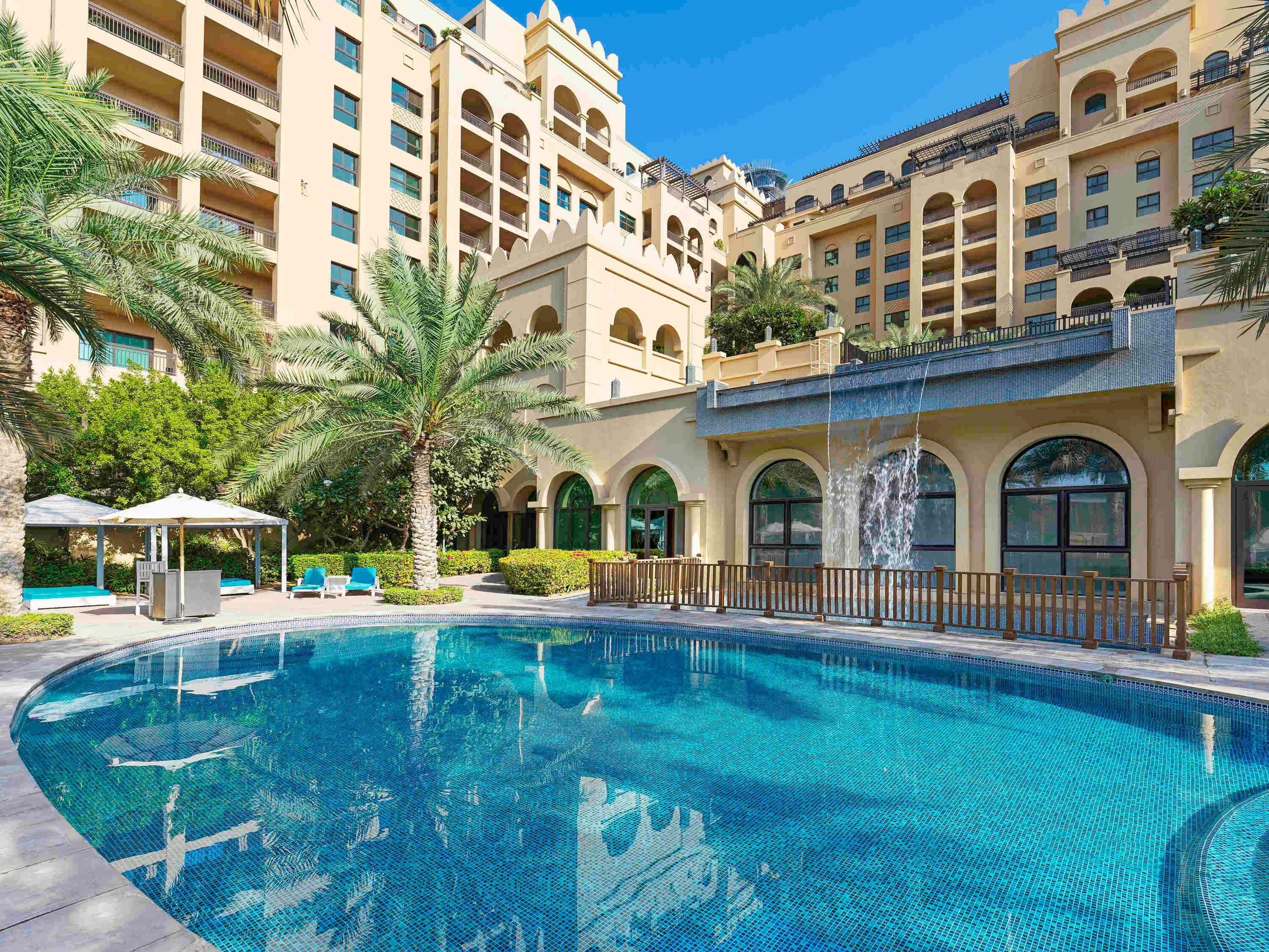 בריכה תמונה