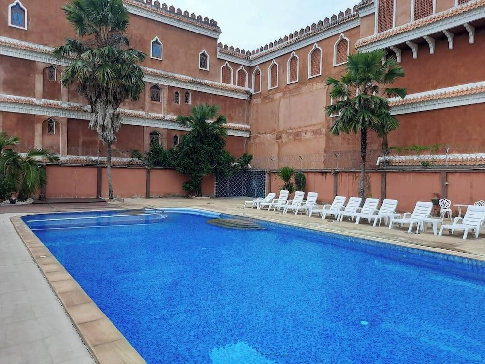 בריכה תמונה