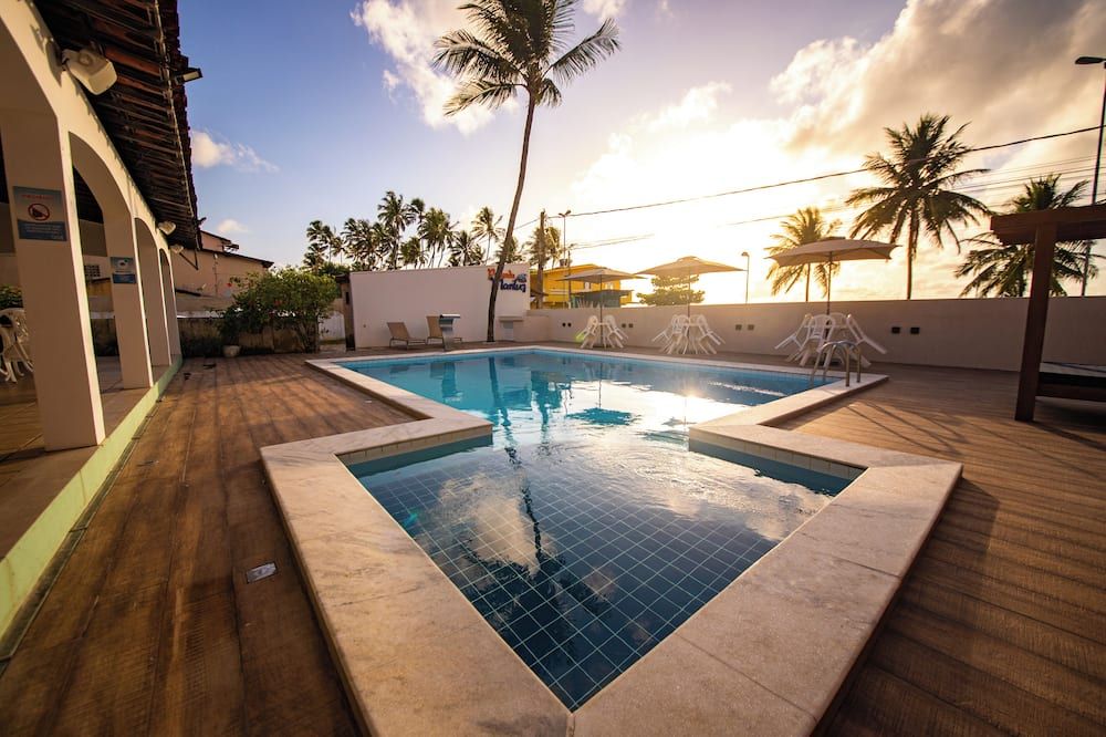 בריכה תמונה