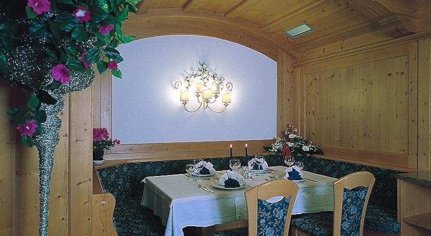 חדר אוכל תמונה