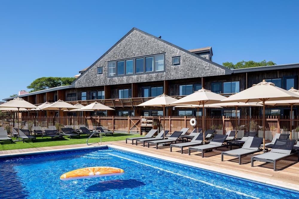 בריכה תמונה