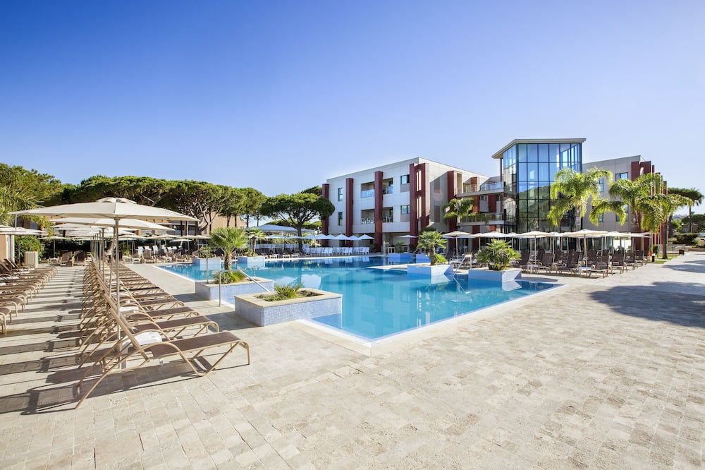 בריכה תמונה