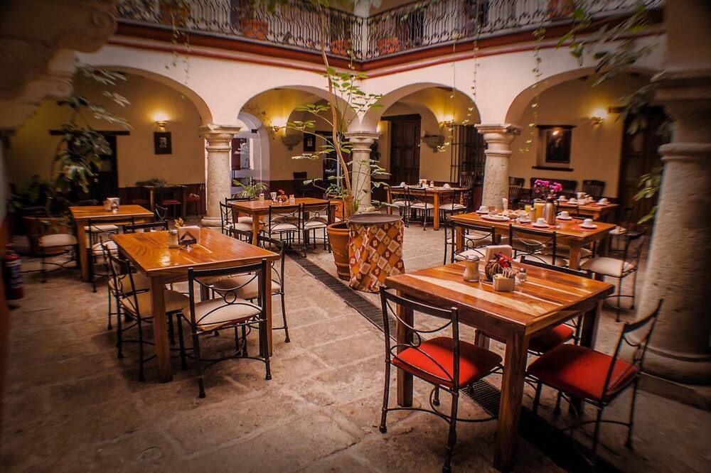 מסעדה תמונה