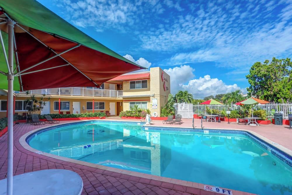 בריכה תמונה