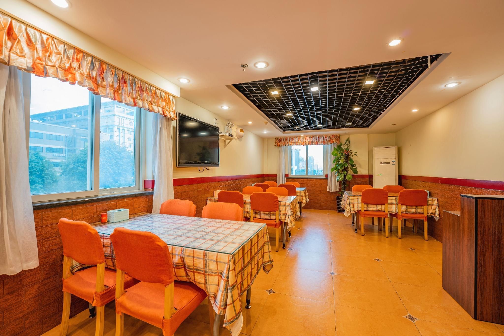 מסעדה תמונה