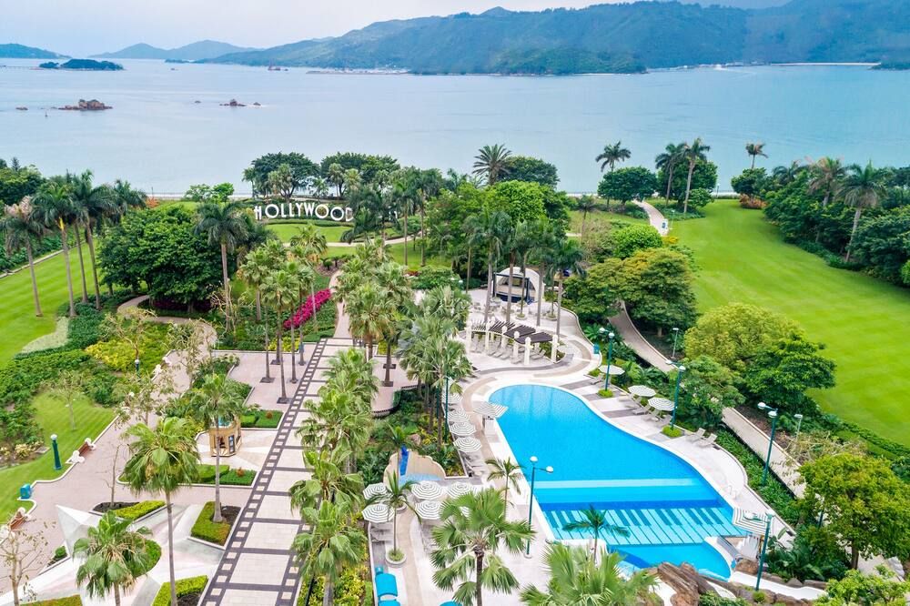 בריכה תמונה