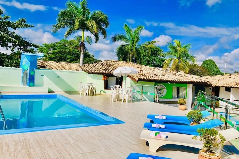 בריכה תמונה