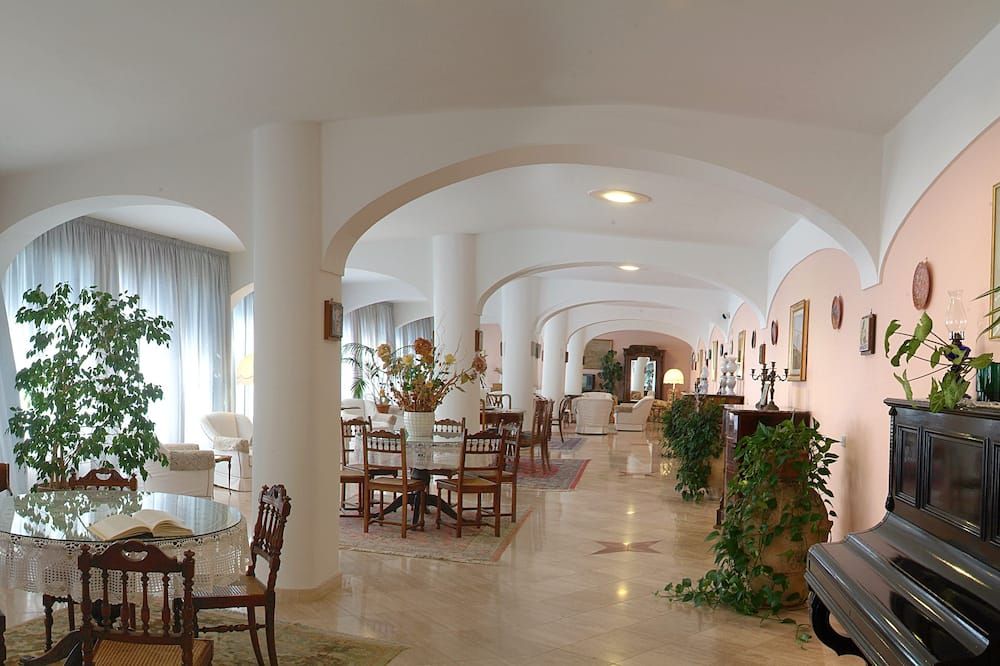 מסעדה תמונה