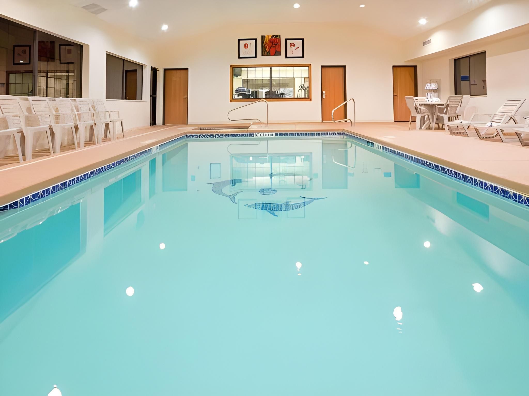 בריכה תמונה