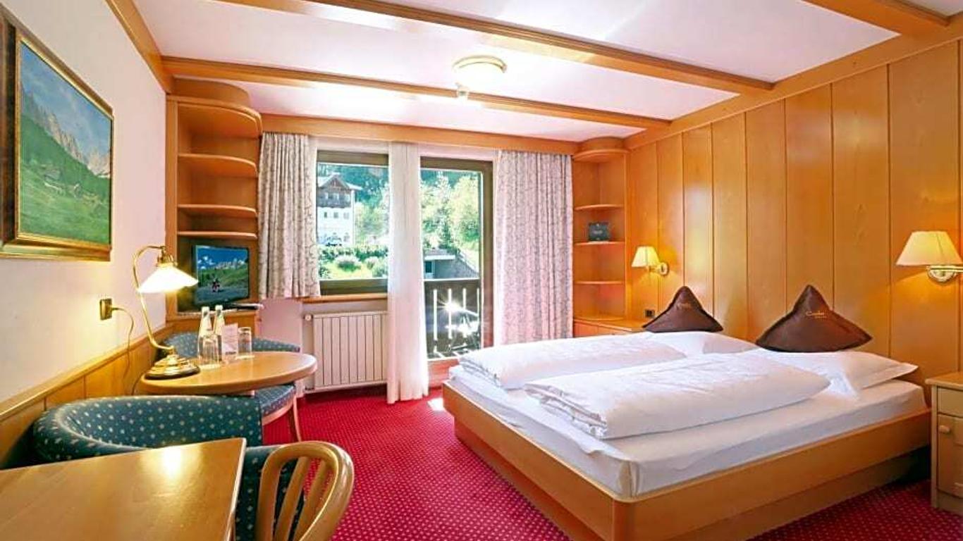 Hotel Condor