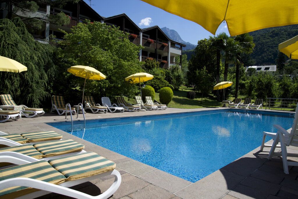 בריכה תמונה