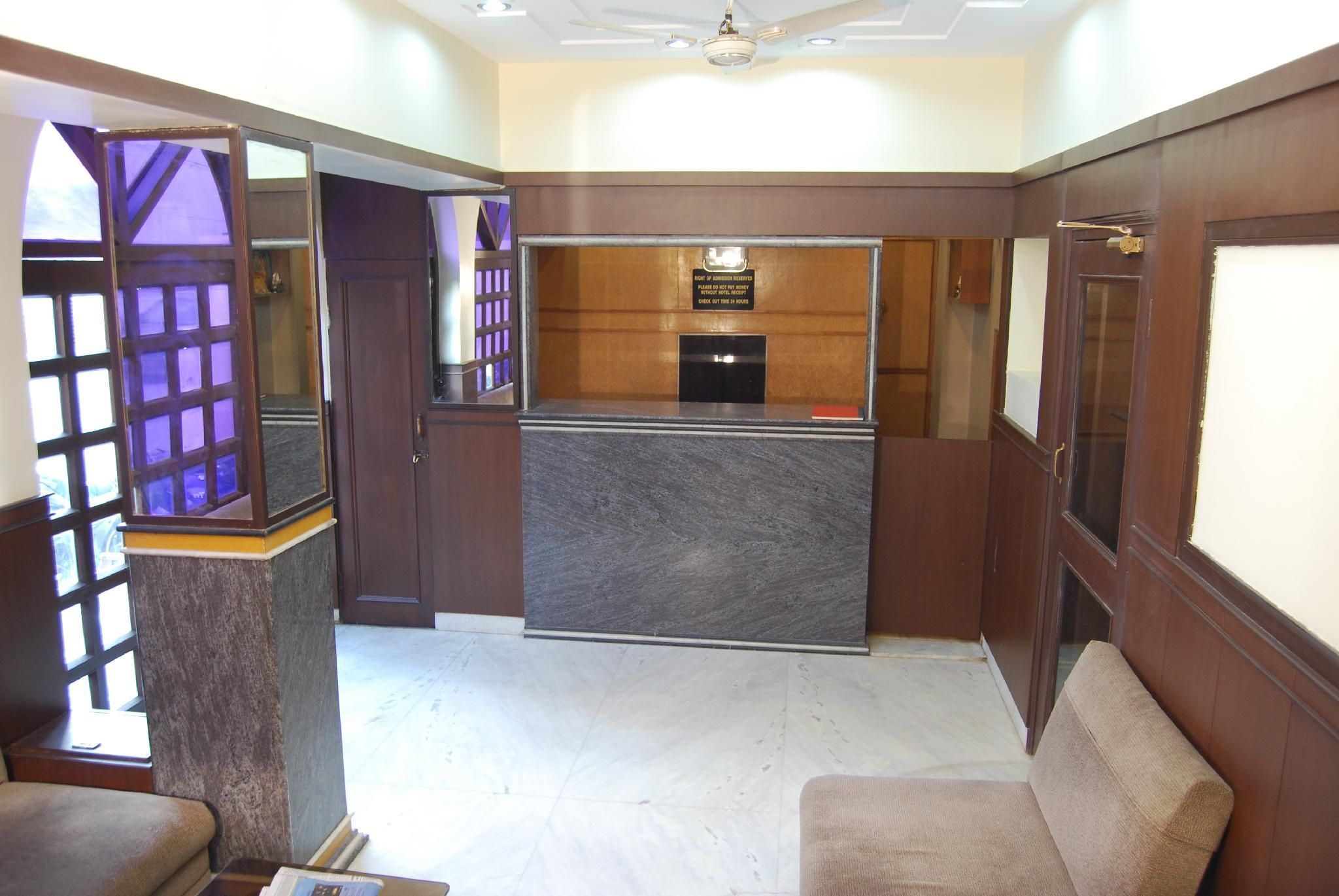 דלפק קבלה תמונה