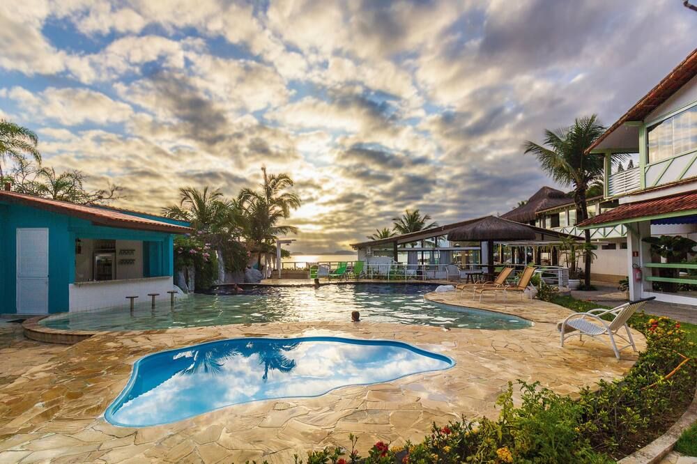 בריכה תמונה