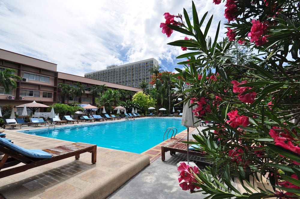 בריכה תמונה