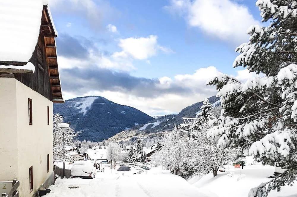 נוף חיצוני תמונה