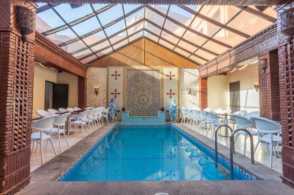 בריכה תמונה