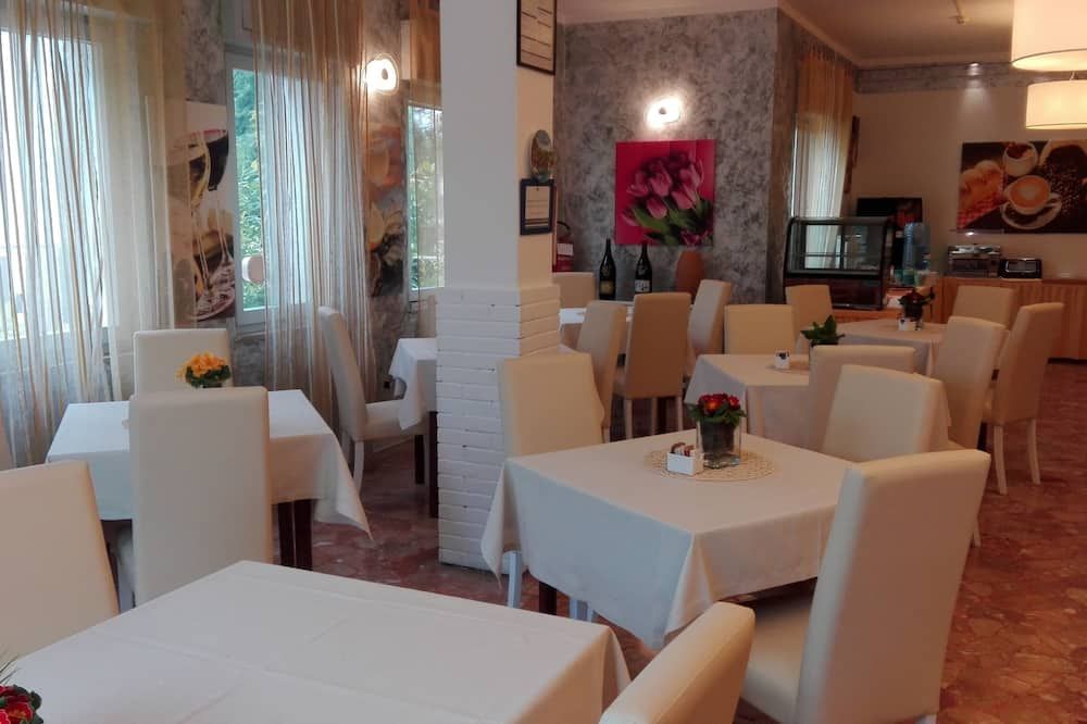 מסעדה תמונה