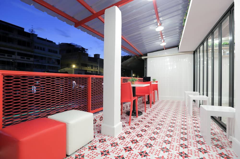 מרפסת תמונה