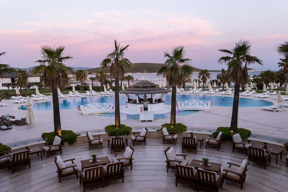 בריכה תמונה