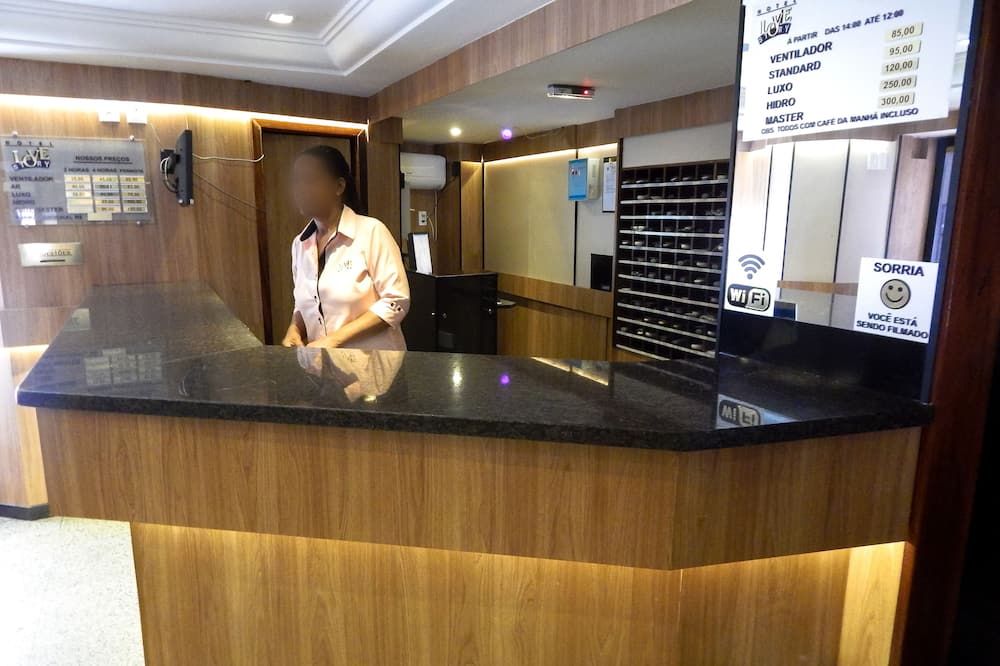 דלפק קבלה תמונה