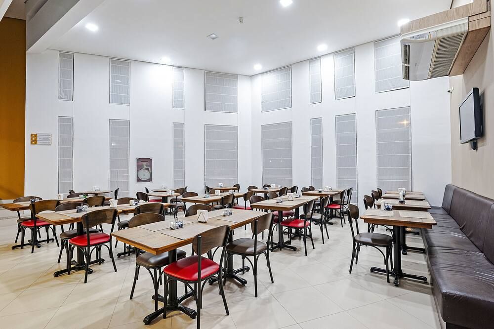 מסעדה תמונה