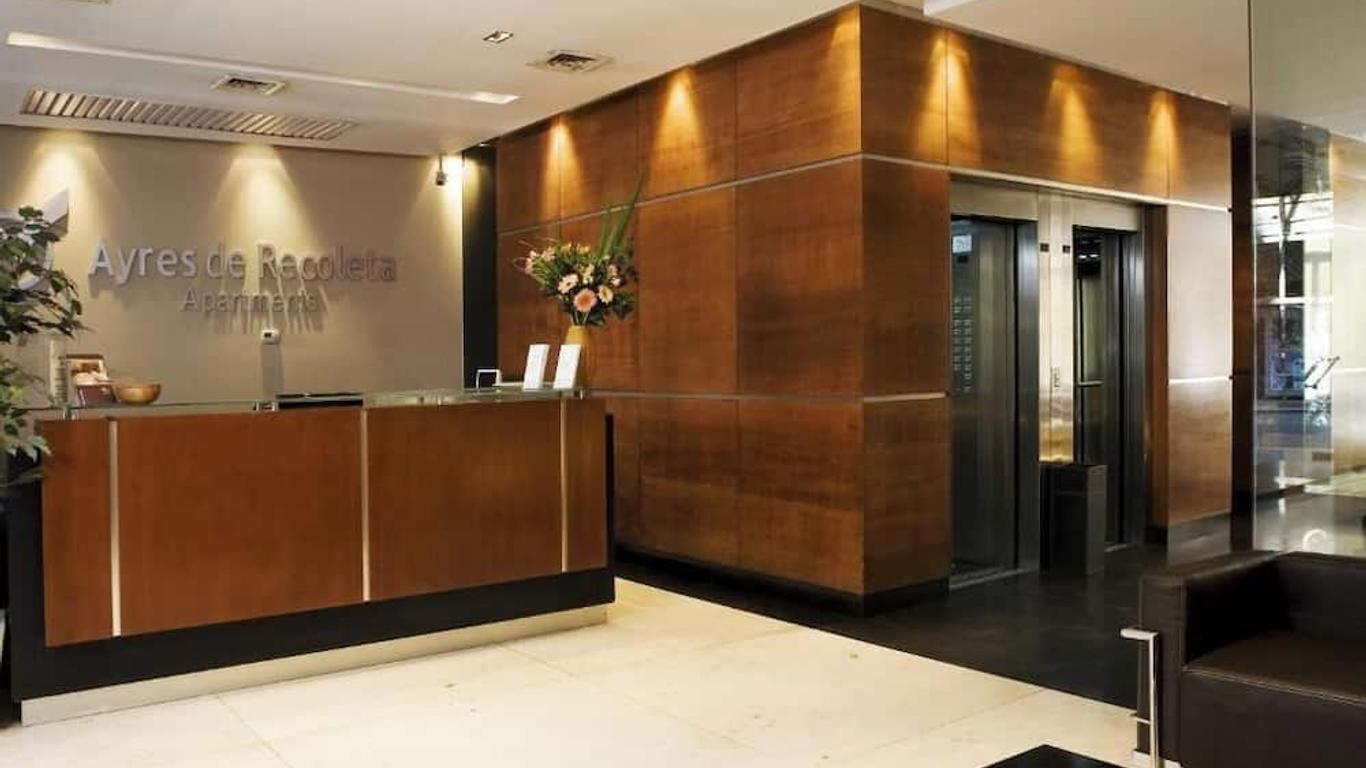 Recoleta Uriburu by Ayres