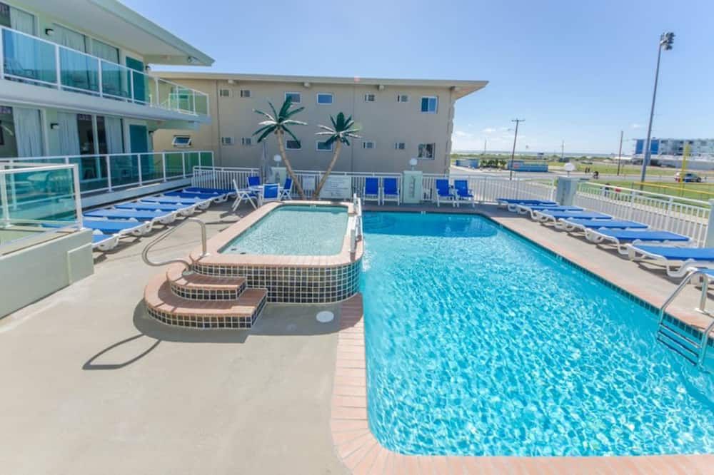 בריכה תמונה