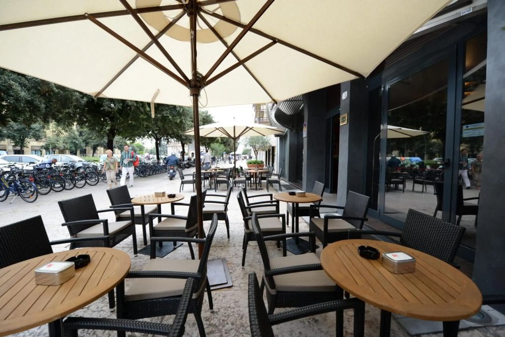 מסעדה תמונה