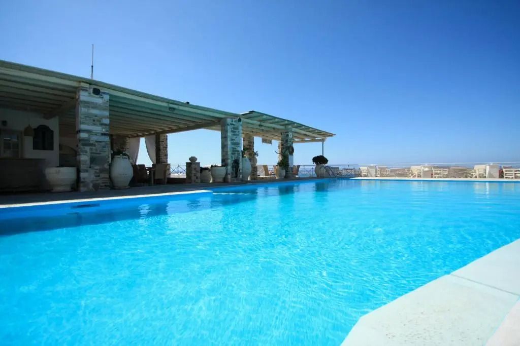 בריכה תמונה