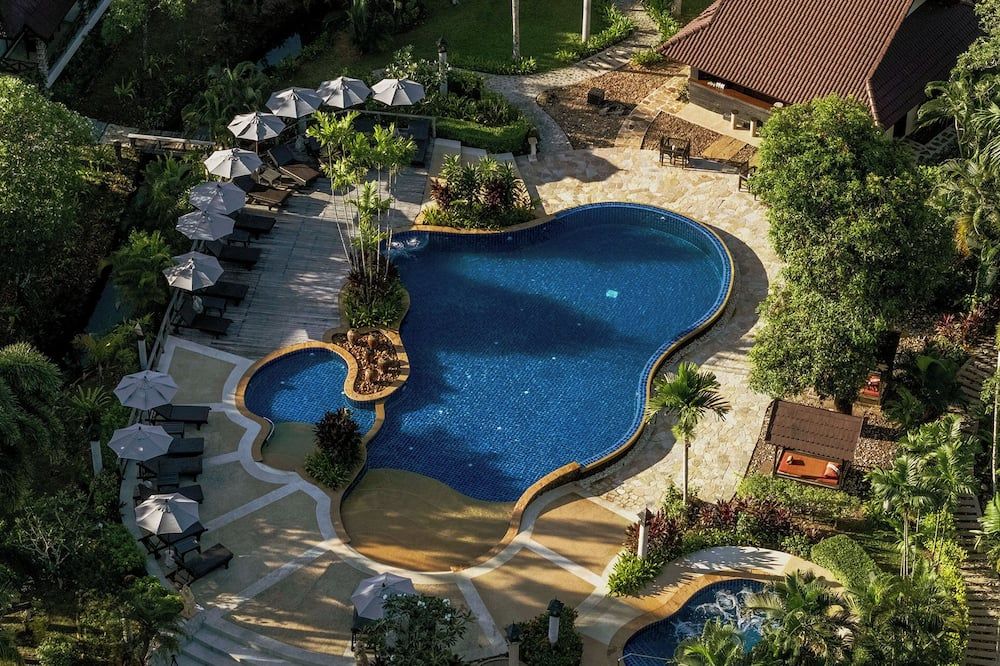 בריכה תמונה